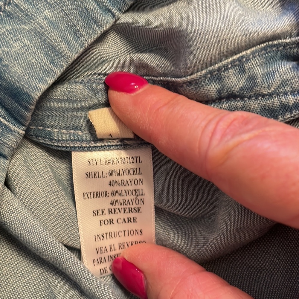 Shorts - Picture 6 of 6